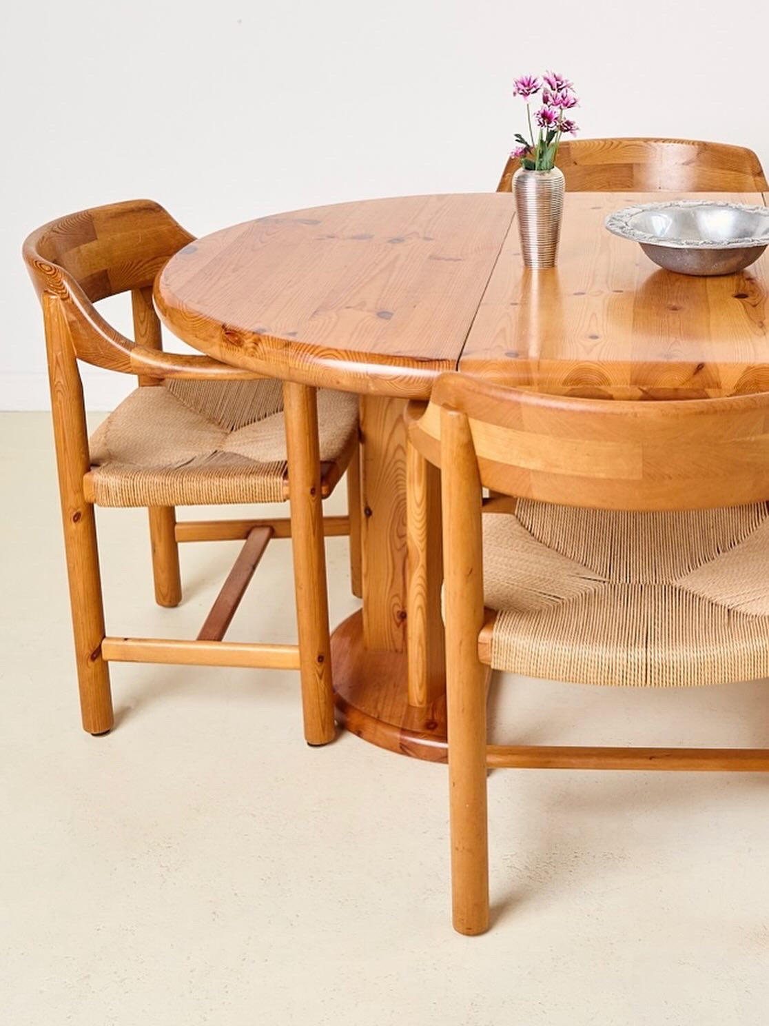 Dining Chairs & Tables