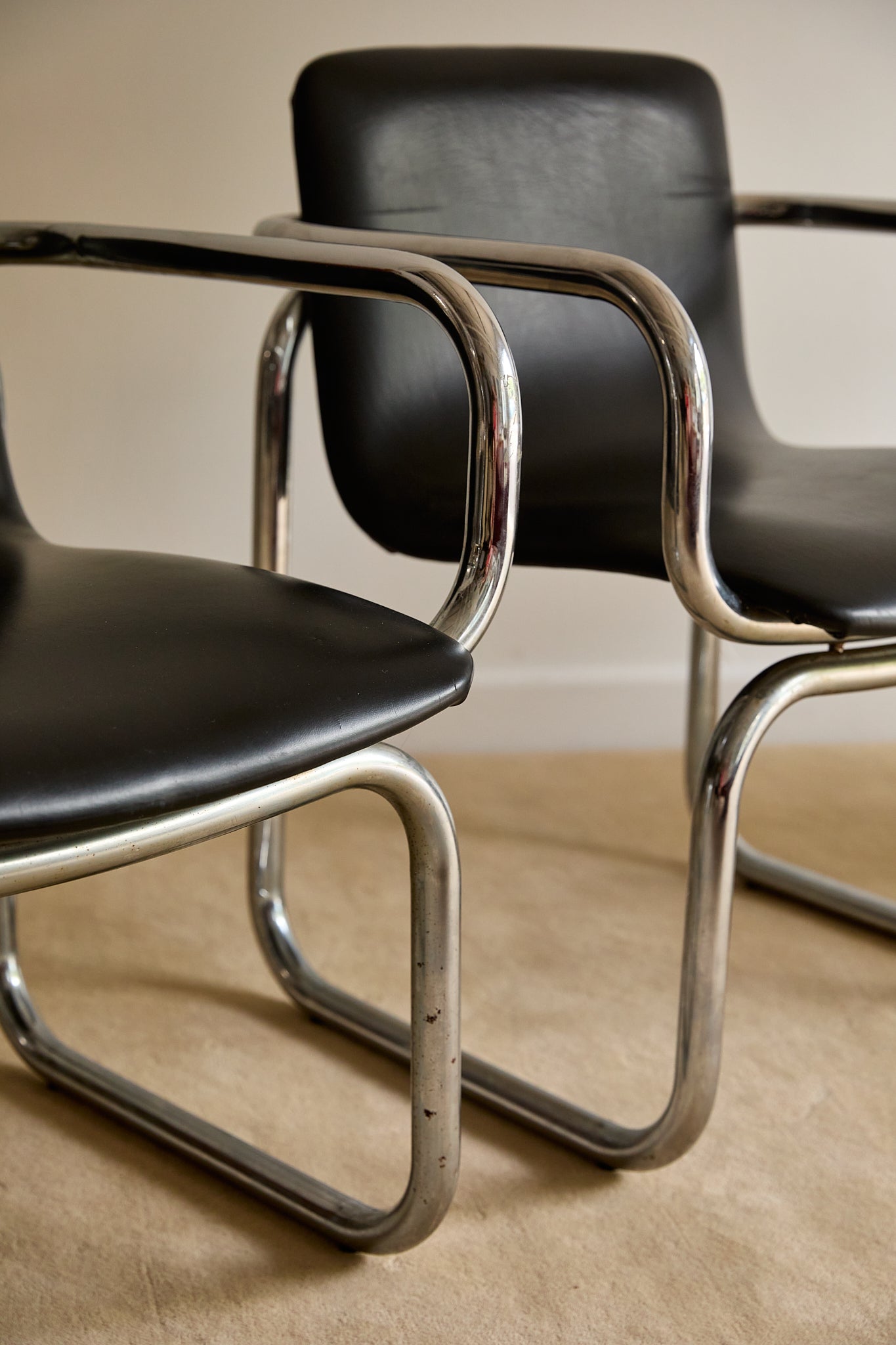 Pair of Vintage Postmodern Italian Black Leather &amp; Tubular Chrome Cantilever Armchairs (c. 1970s–1980s)