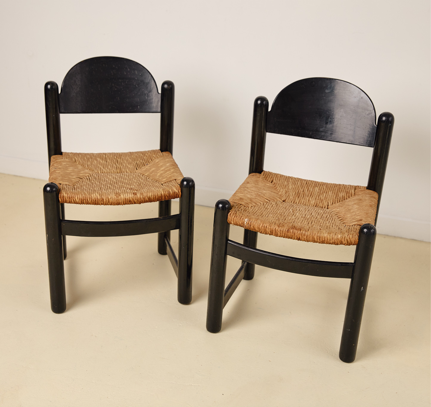 Padova Chairs by Hank Lowenstein Set of x2