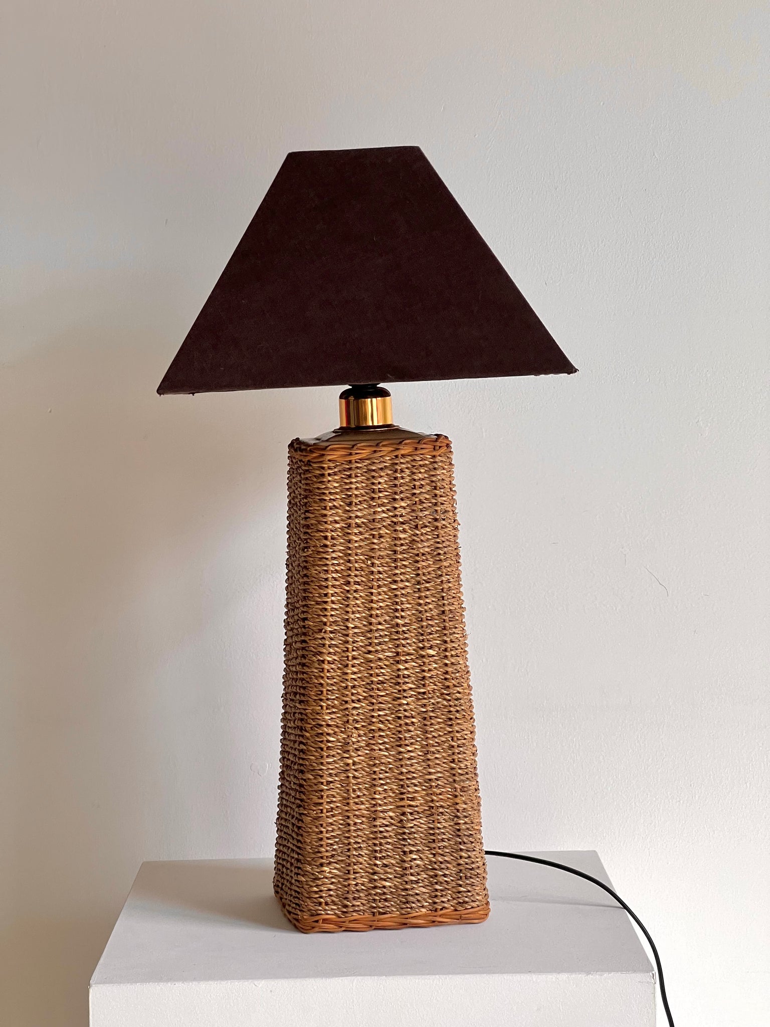 Wicker Base Lamp
