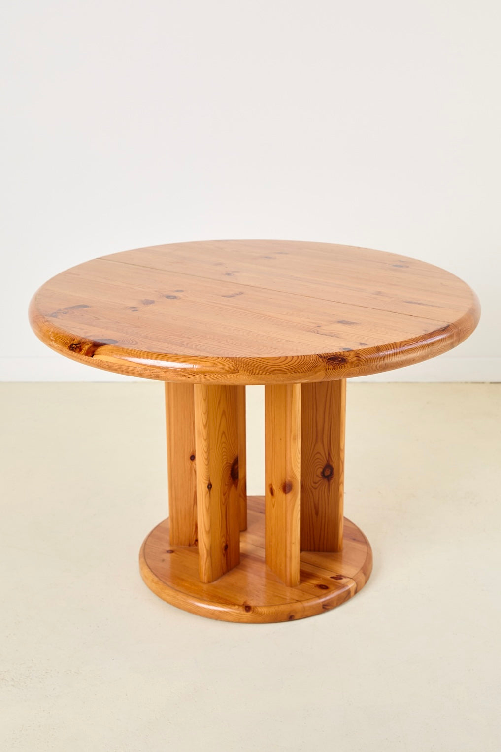 Extendable Rainer Daumiller Pine Dining Table