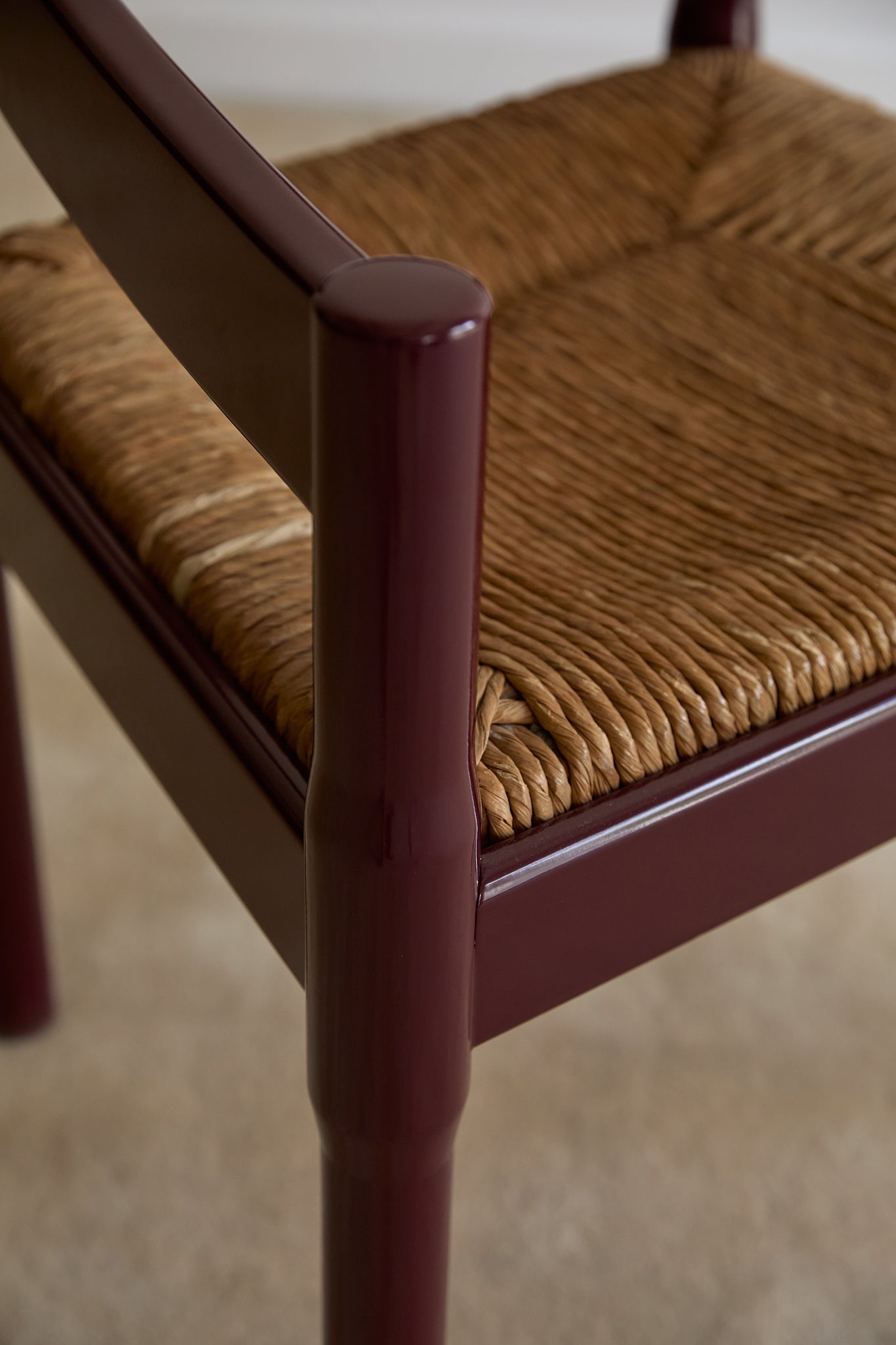 Set of x4 Carimate Carver Chairs in Burgundy