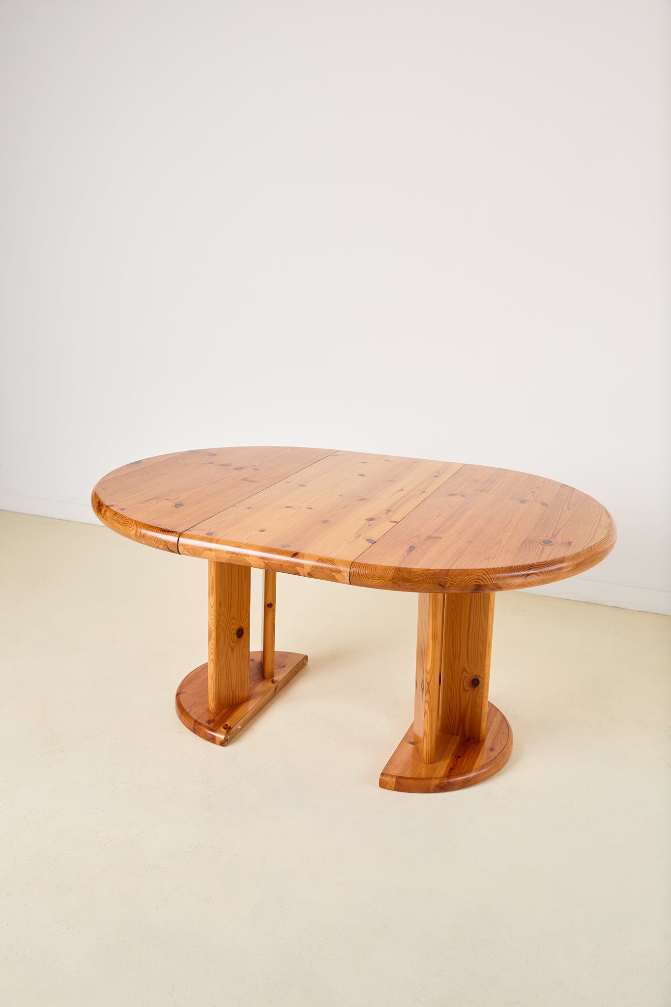 Extendable Rainer Daumiller Pine Dining Table