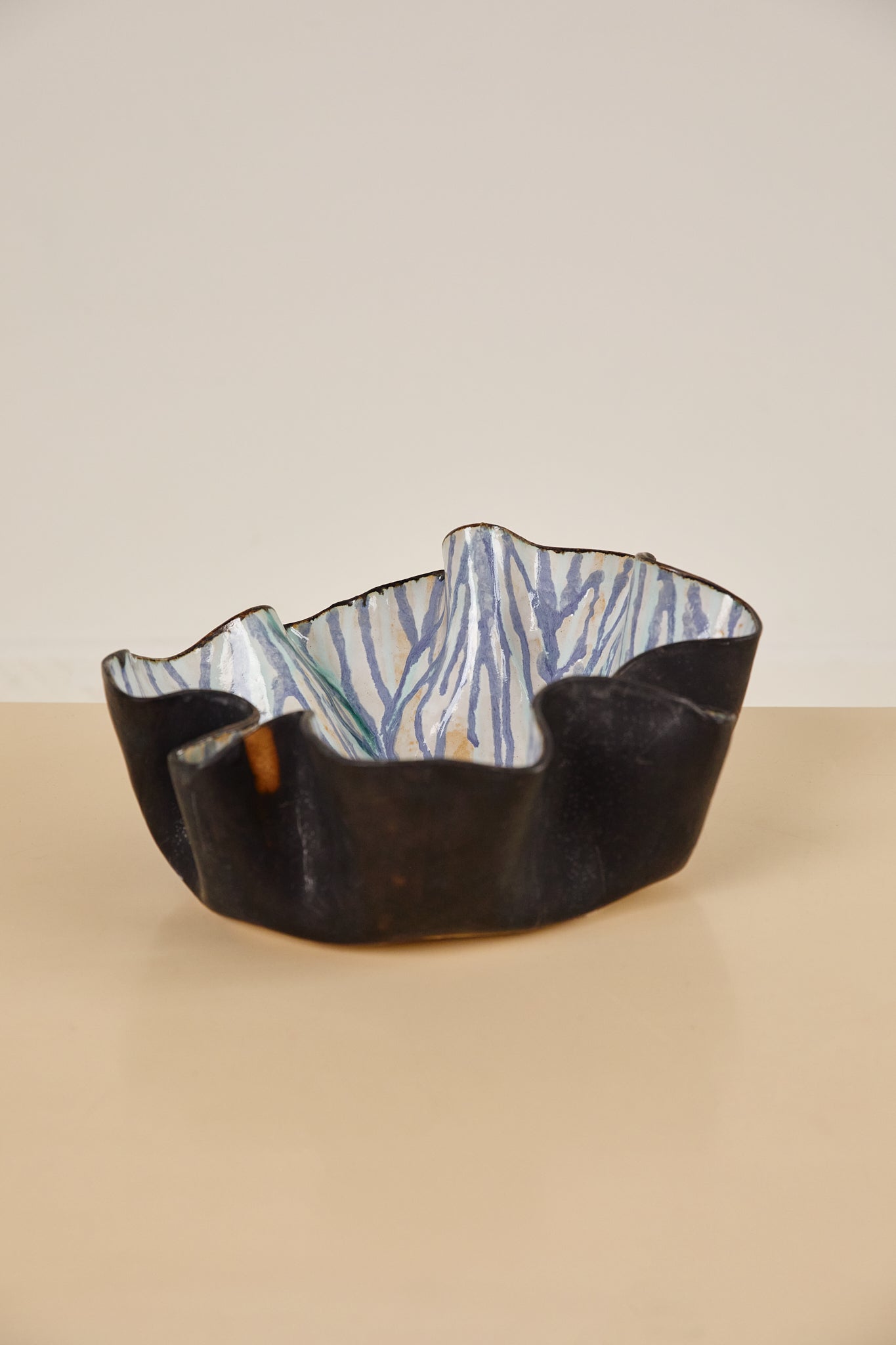 Ceramic Ruffle Bowl