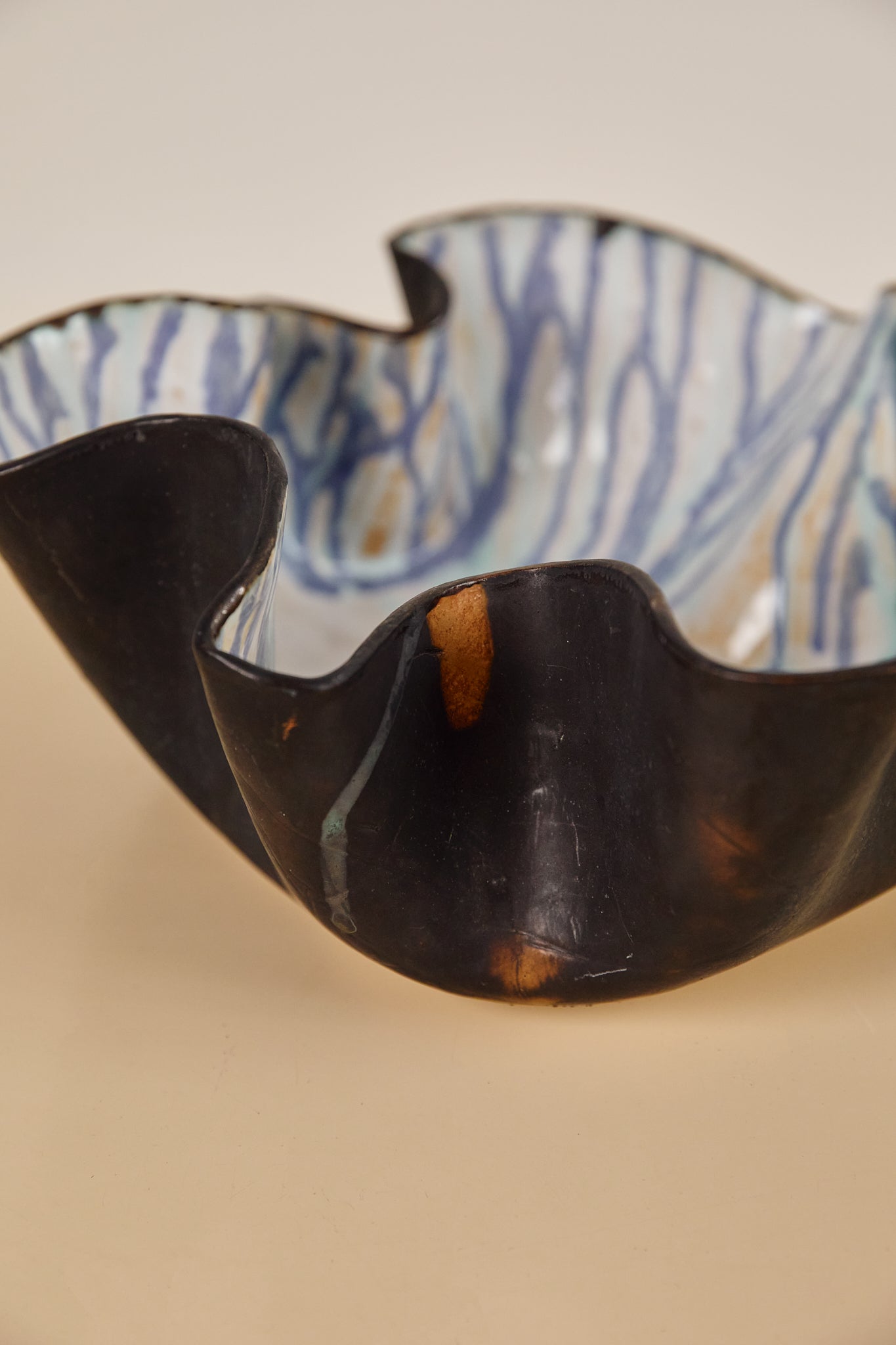 Ceramic Ruffle Bowl