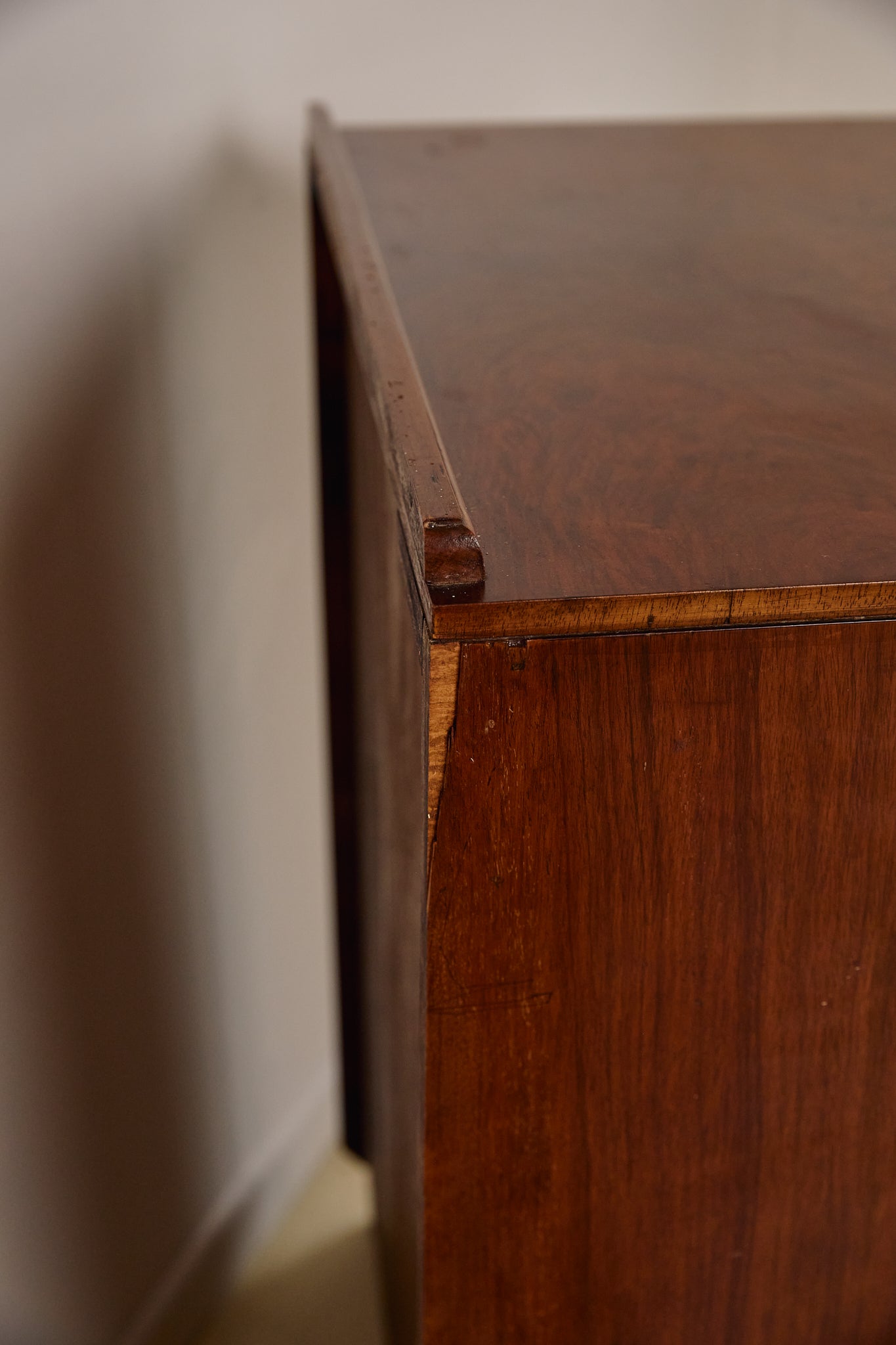 Art Deco Burr Walnut Chest of Drawers