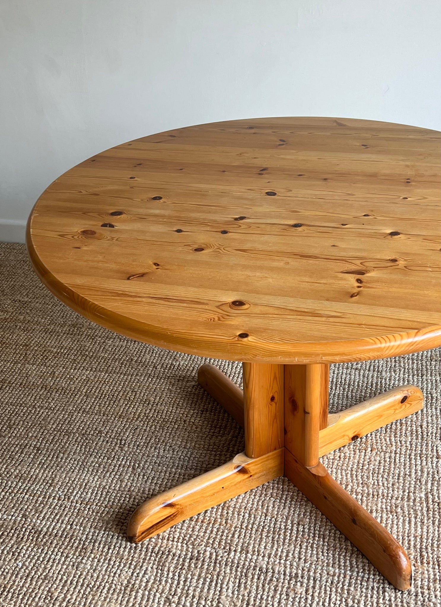 Extendable Pine Dining Table