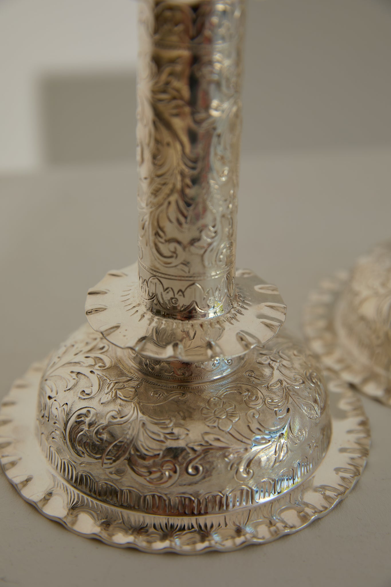 Antique Hukin &amp; Heath Silver Plated Candlesticks – Victorian Repoussé Rococo Pair