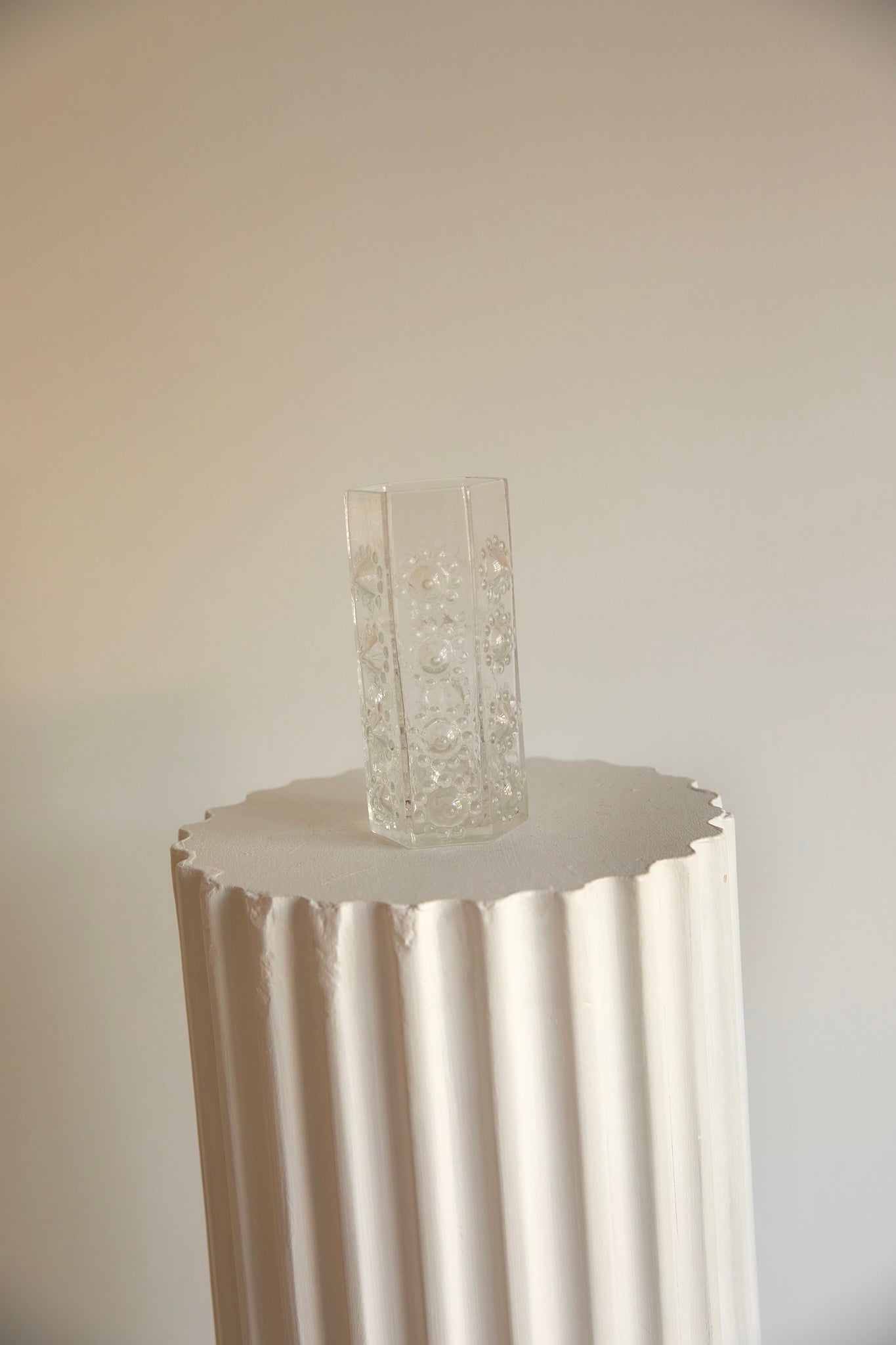Vintage Dartington Glass "Nipple" Vase by Frank Thrower (FT95)