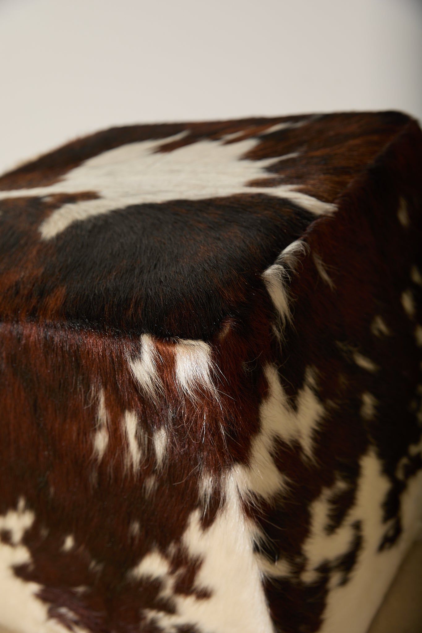 Genuine Cowhide Cube Ottoman – Tri-Color Brown &amp; White Hair-on-Hide Footstool