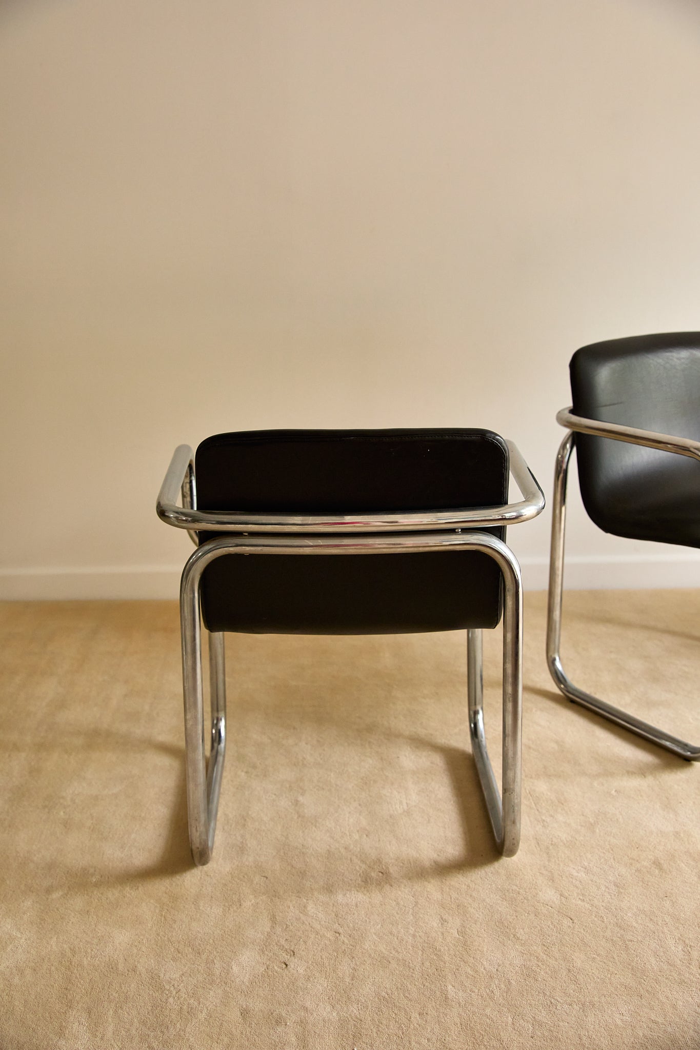 Pair of Vintage Postmodern Italian Black Leather &amp; Tubular Chrome Cantilever Armchairs (c. 1970s–1980s)