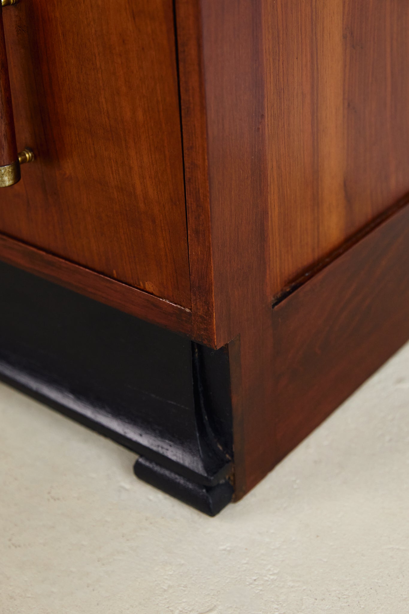 Art Deco Walnut Chest of Drawers