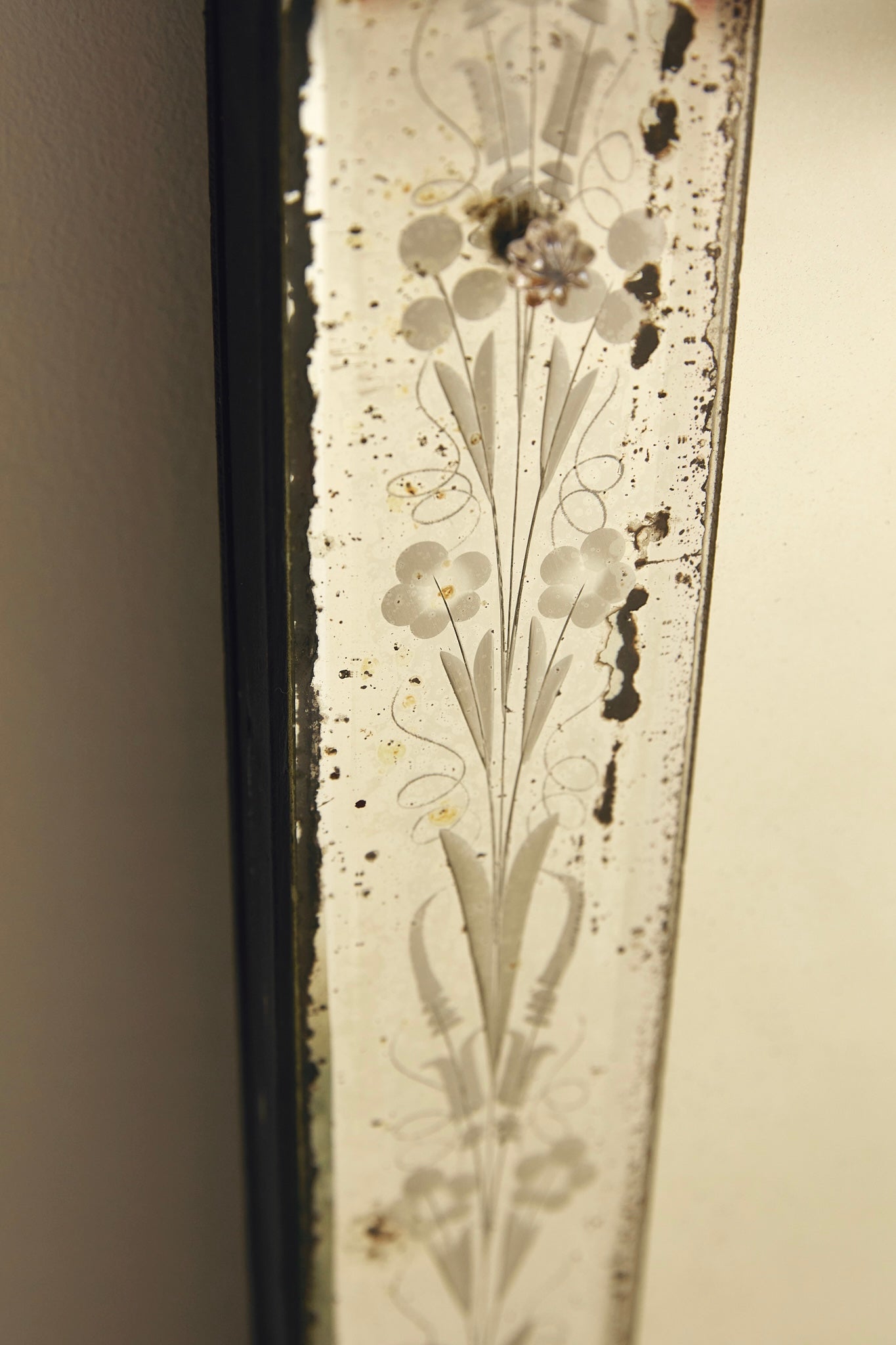 Large Venetian Glass Overmantle Mirror With Etched Frame
