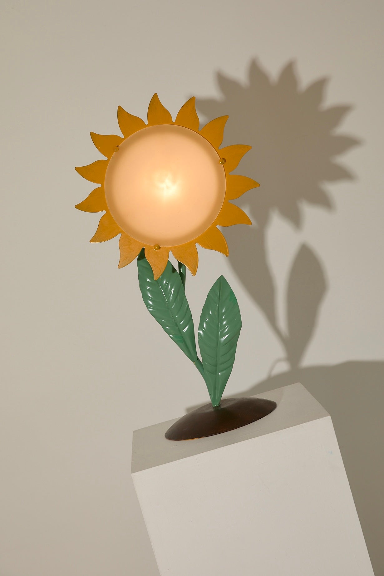 Vintage 1970s Italian Hand-Painted Metal Sunflower Table Lamp