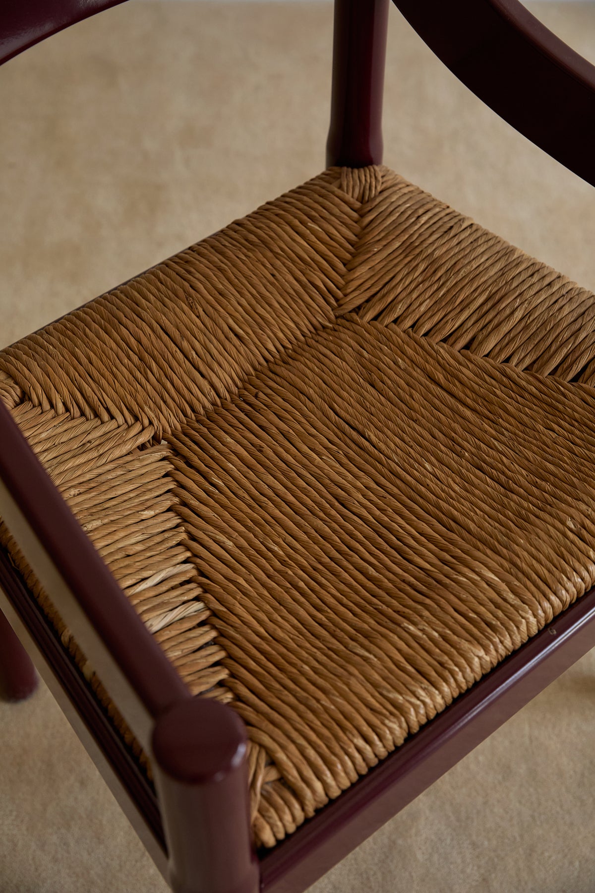 Set of x4 Carimate Carver Chairs in Burgundy