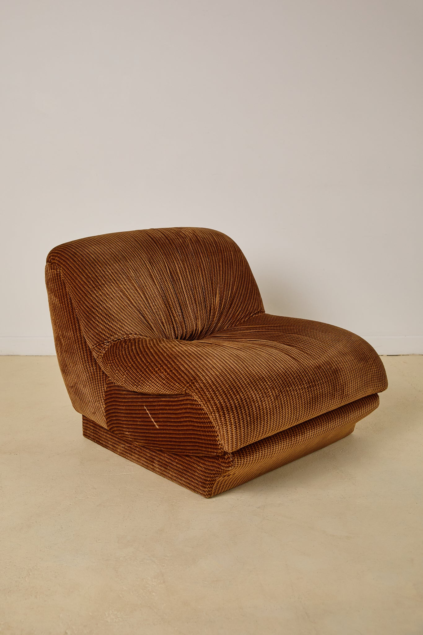 Italian Velvet Lounge Chairs 1970s
