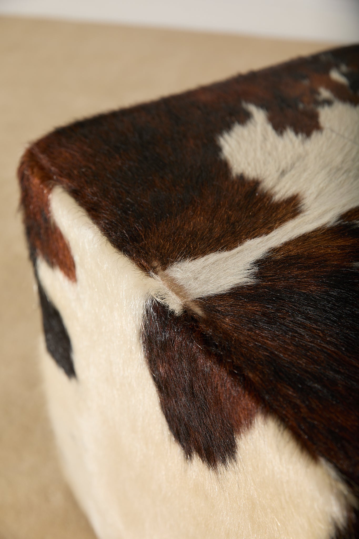Genuine Cowhide Cube Ottoman – Tri-Color Brown &amp; White Hair-on-Hide Footstool