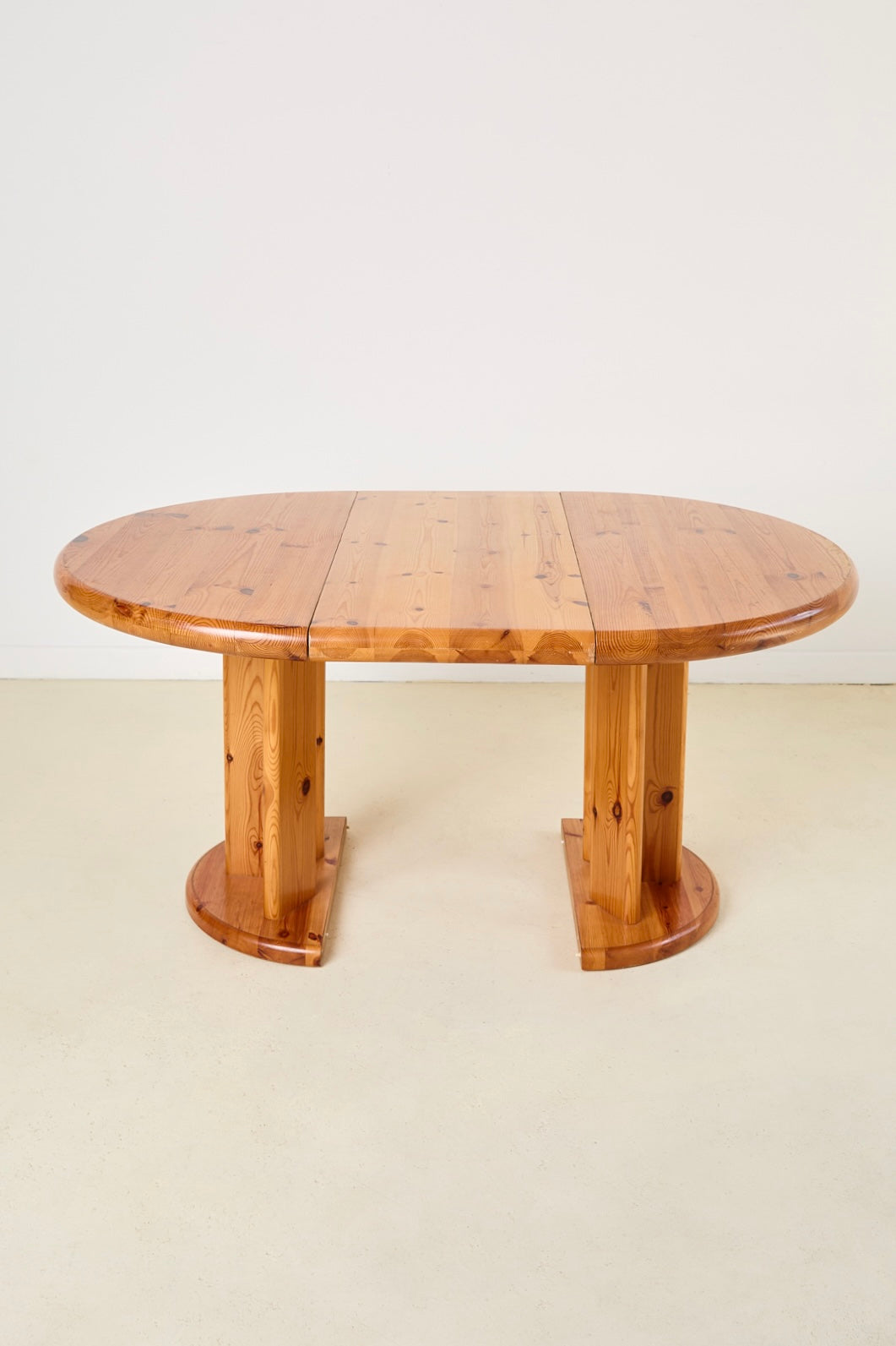Extendable Rainer Daumiller Pine Dining Table