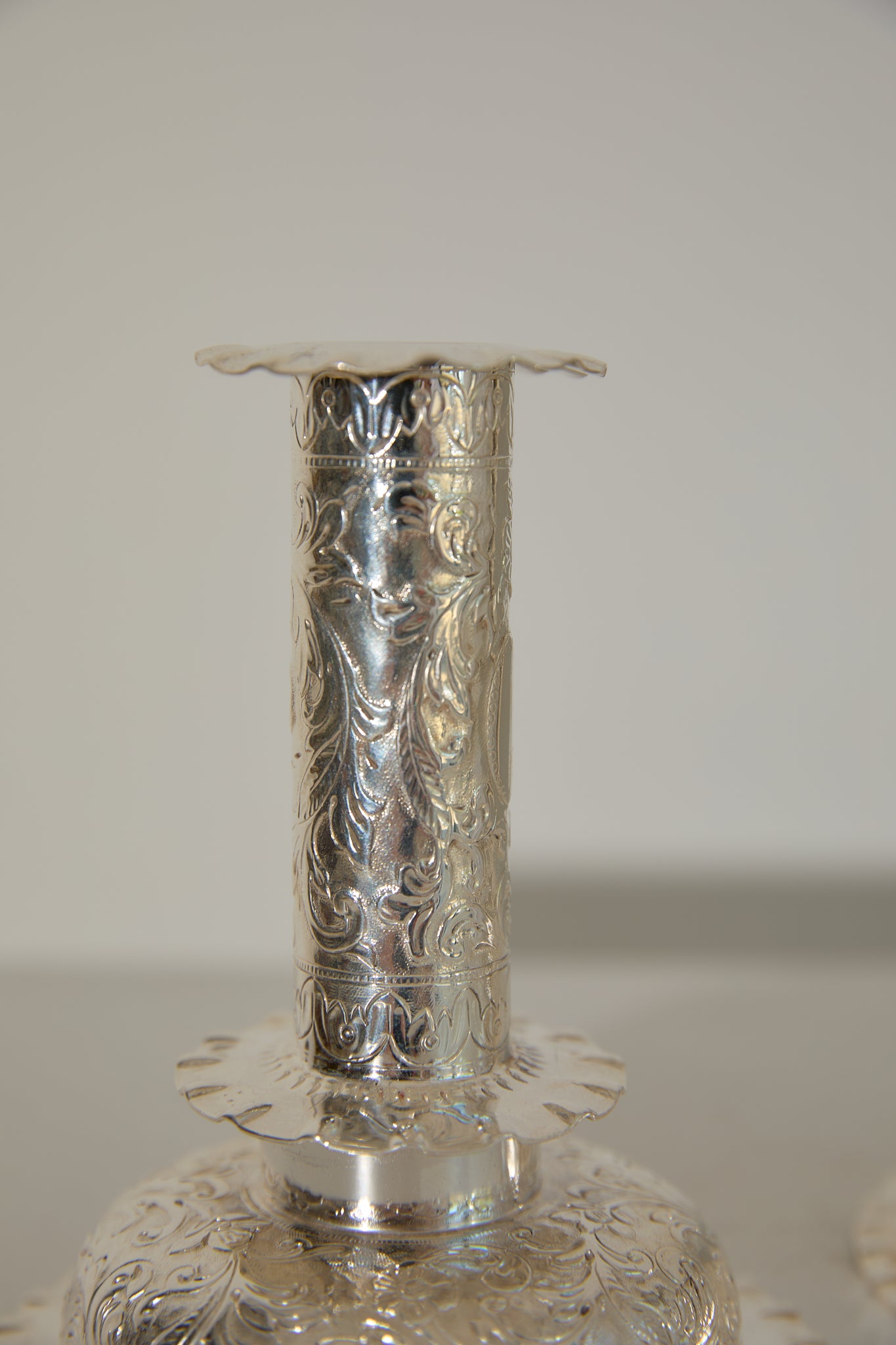 Antique Hukin &amp; Heath Silver Plated Candlesticks – Victorian Repoussé Rococo Pair