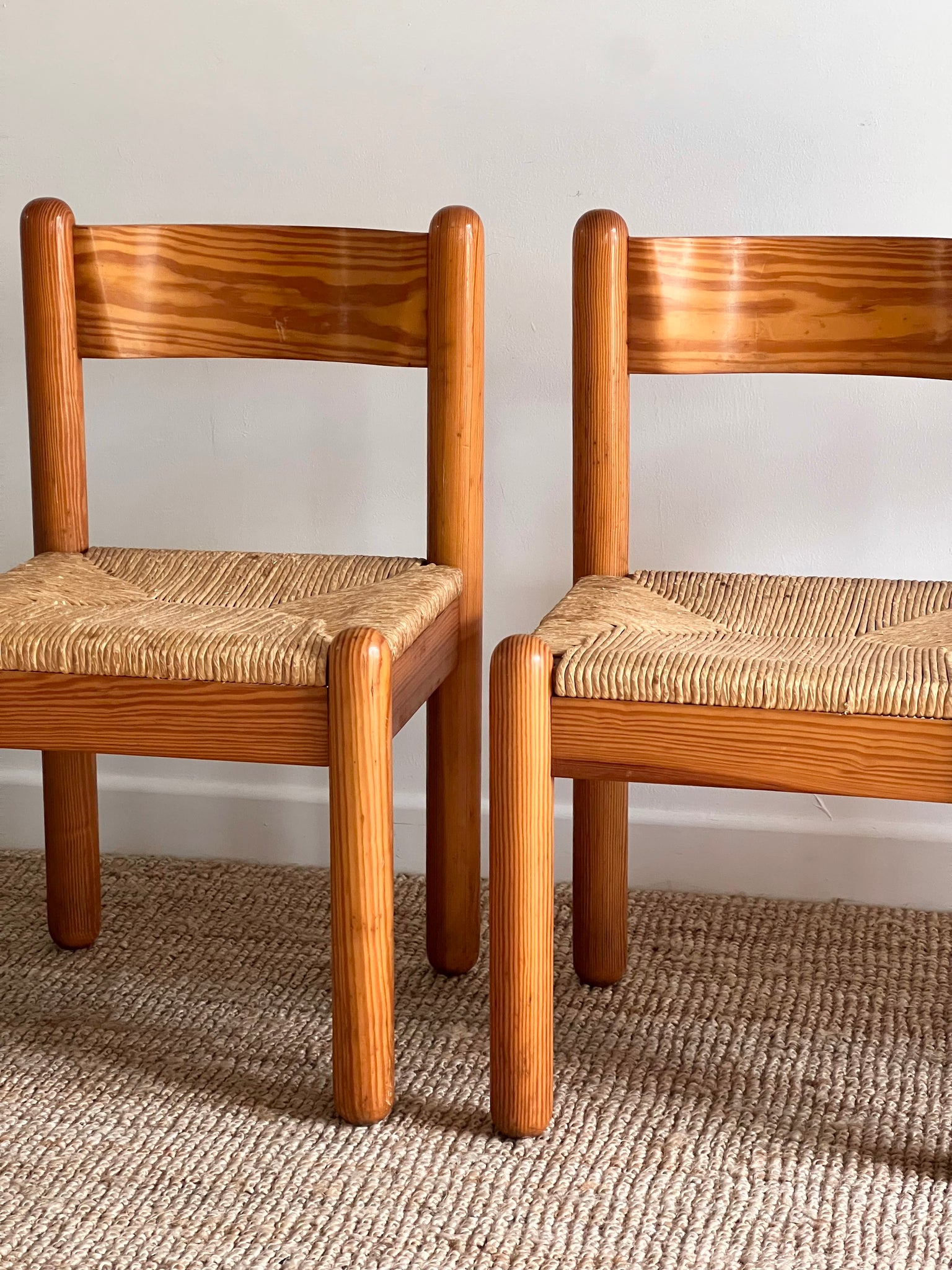 Set of x4 Pine and Rush Dining Chairs