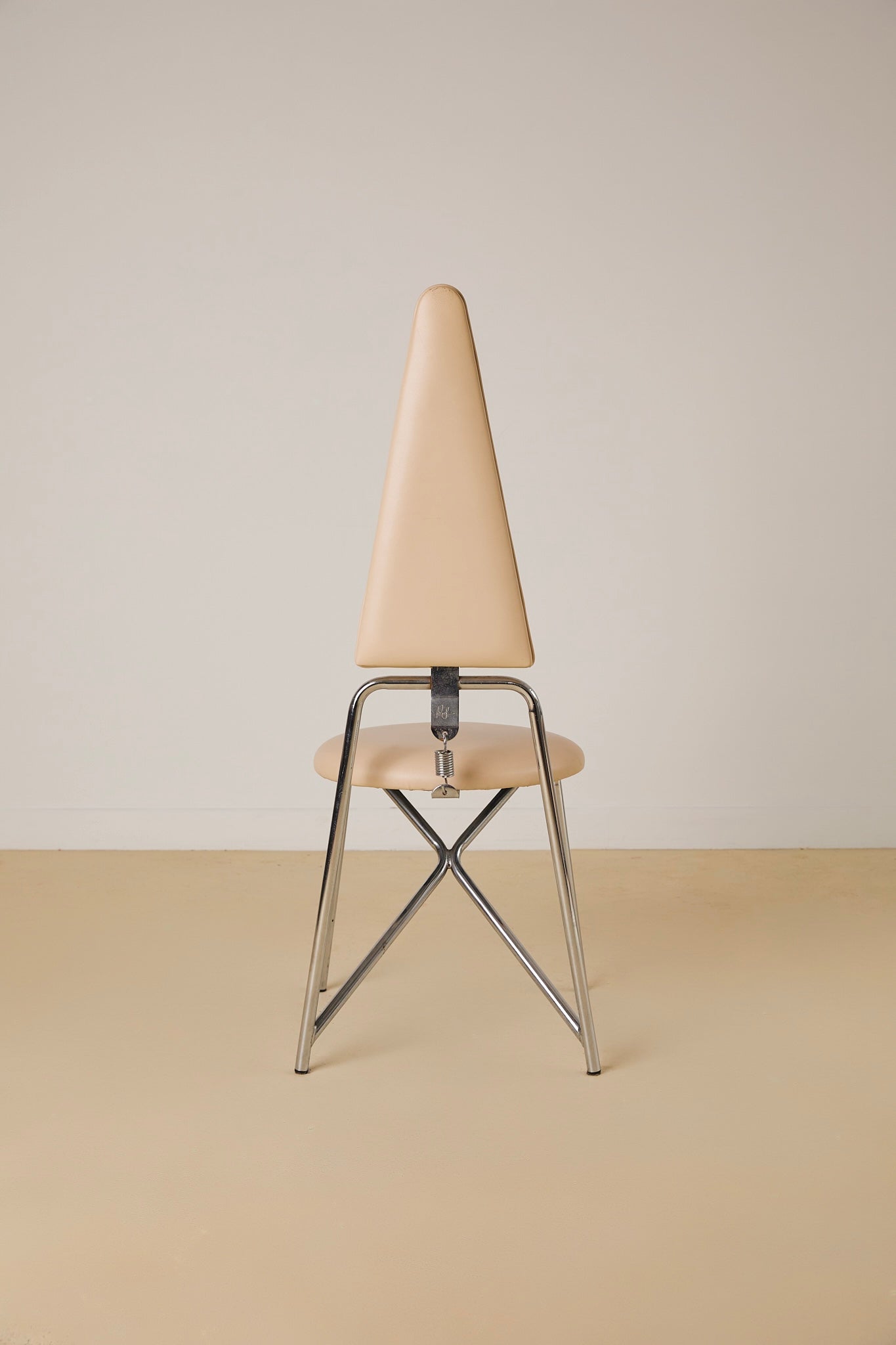 White Leather Geometric Dining Chairs By Rach Finazzi Set of x4