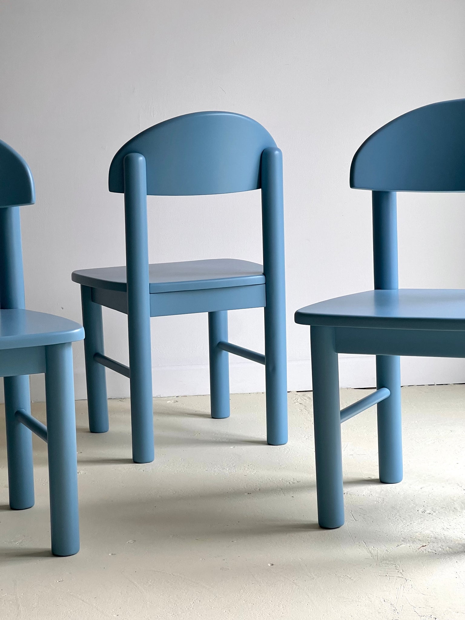 Set of x4 Blue Pine Rainer Daumiller Chairs