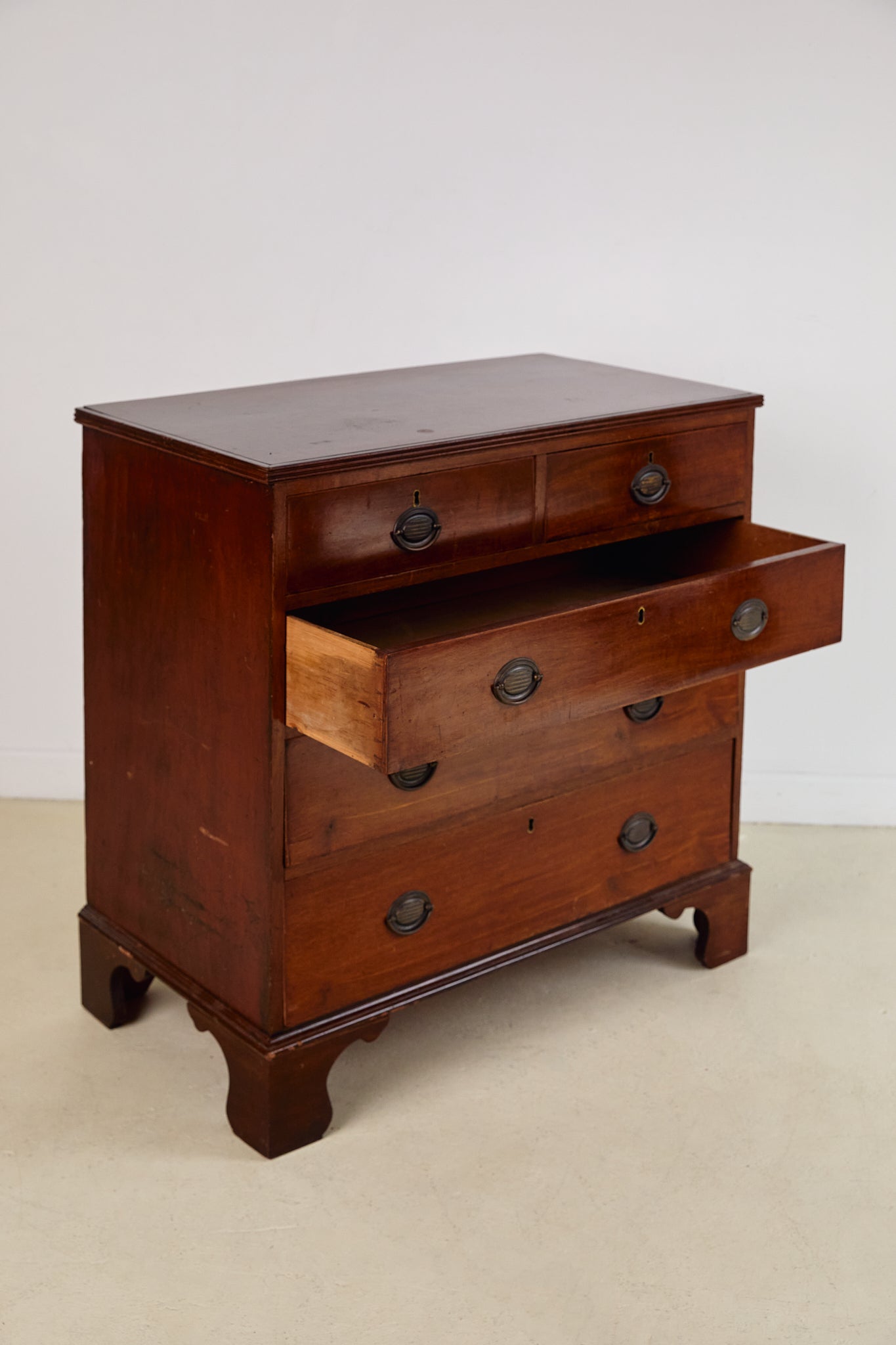 Georgian Mahogany Chest of Drawers