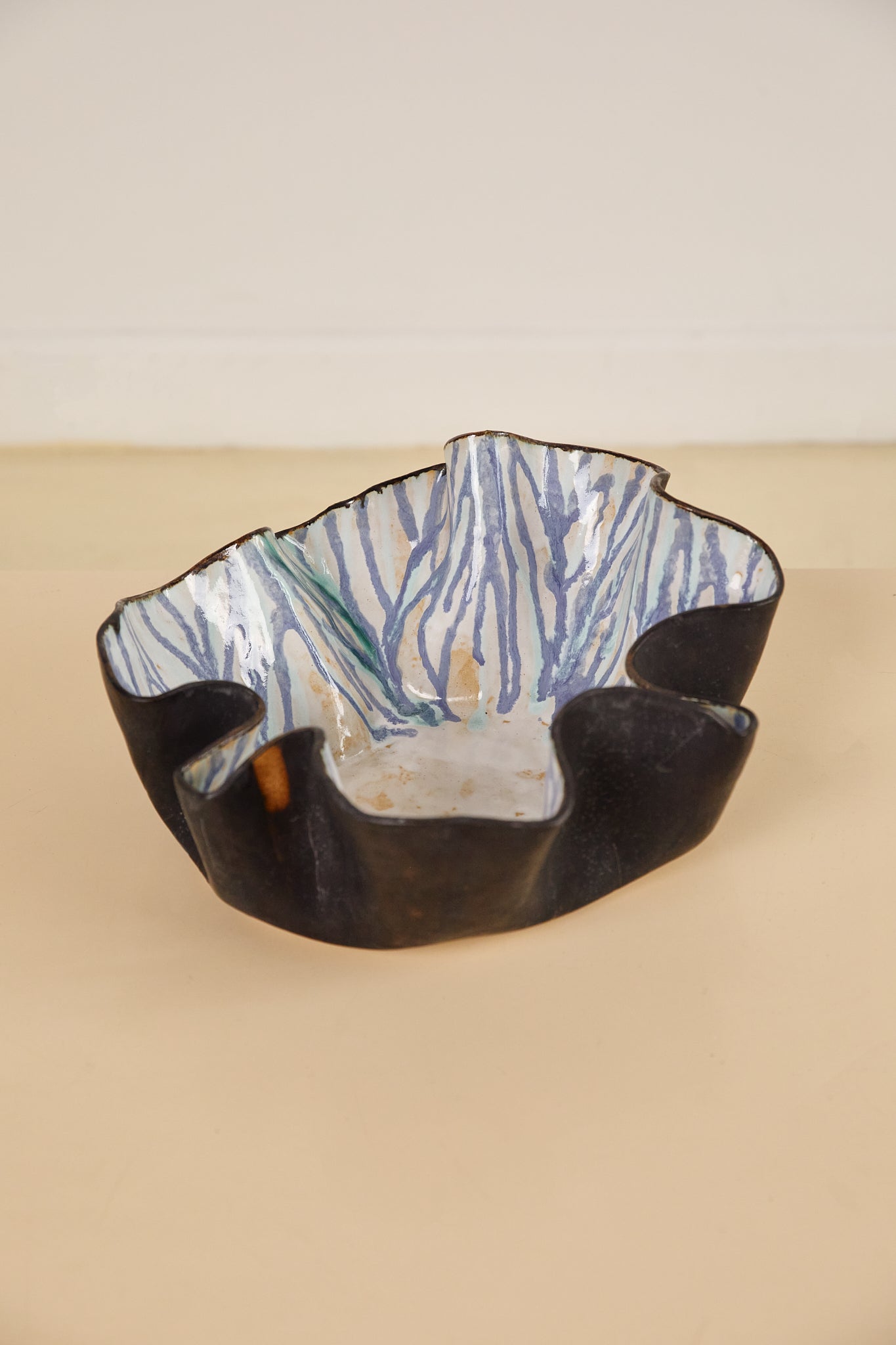 Ceramic Ruffle Bowl