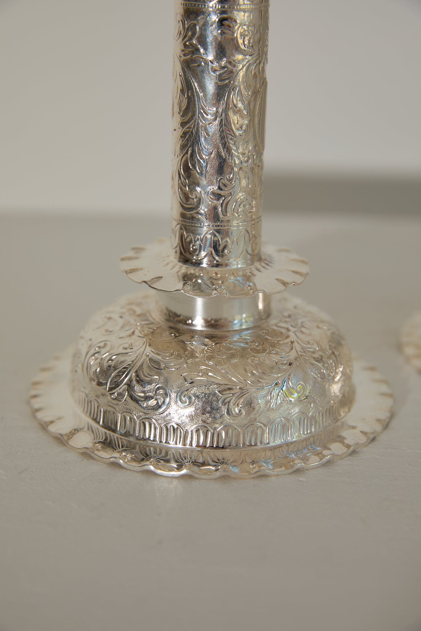 Antique Hukin &amp; Heath Silver Plated Candlesticks – Victorian Repoussé Rococo Pair