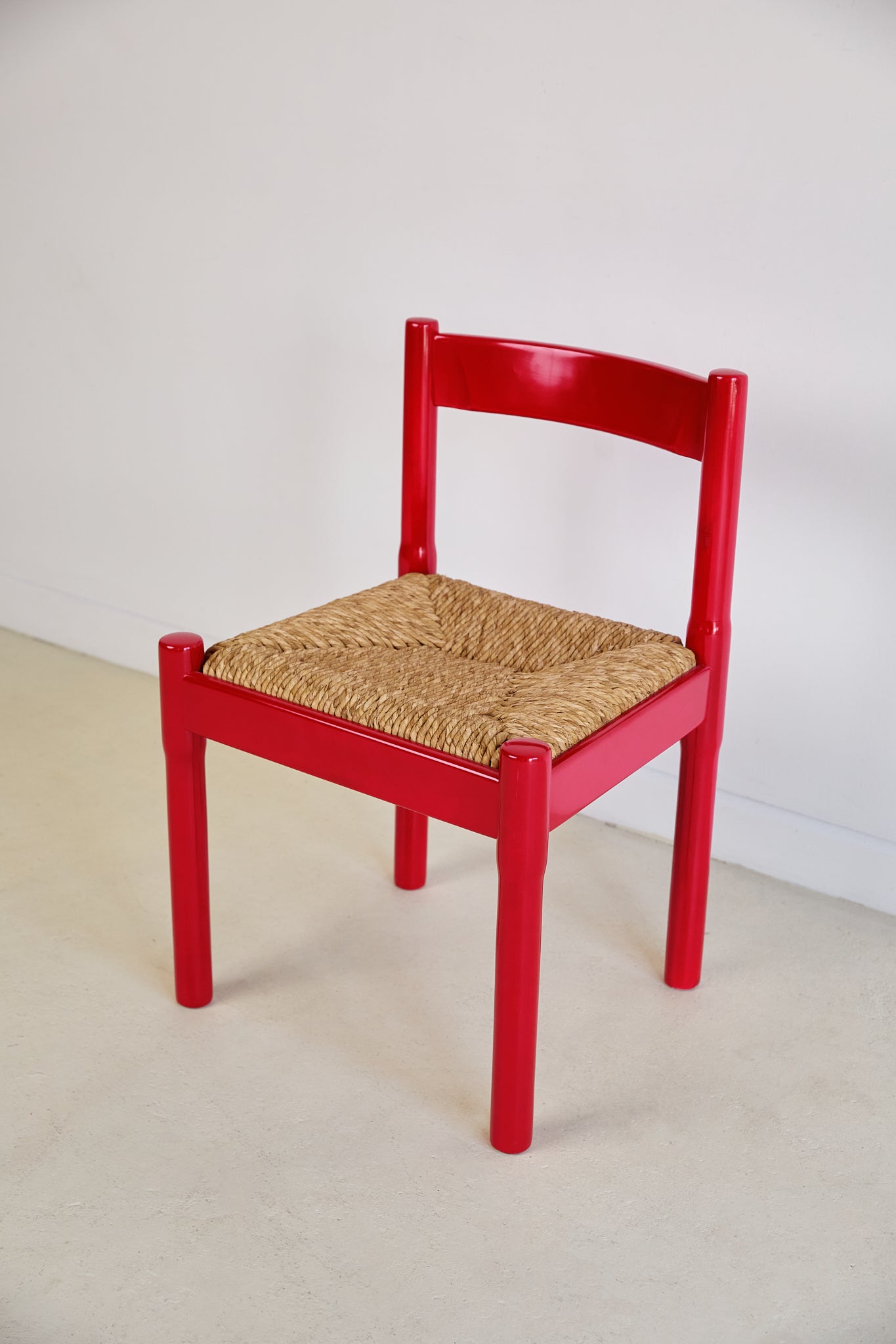 Glossy Red Carimate Chair