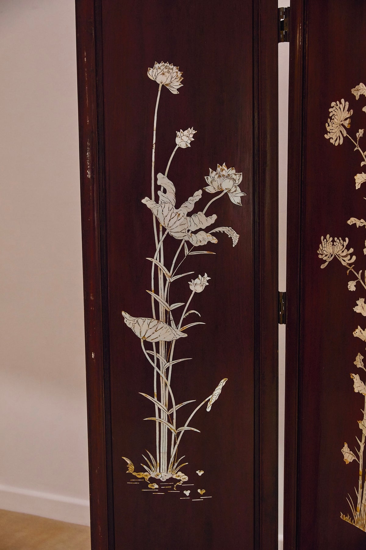 Vintage Chinoiserie Mahogany Room Divider Screen with Mother-of-Pearl Inlay