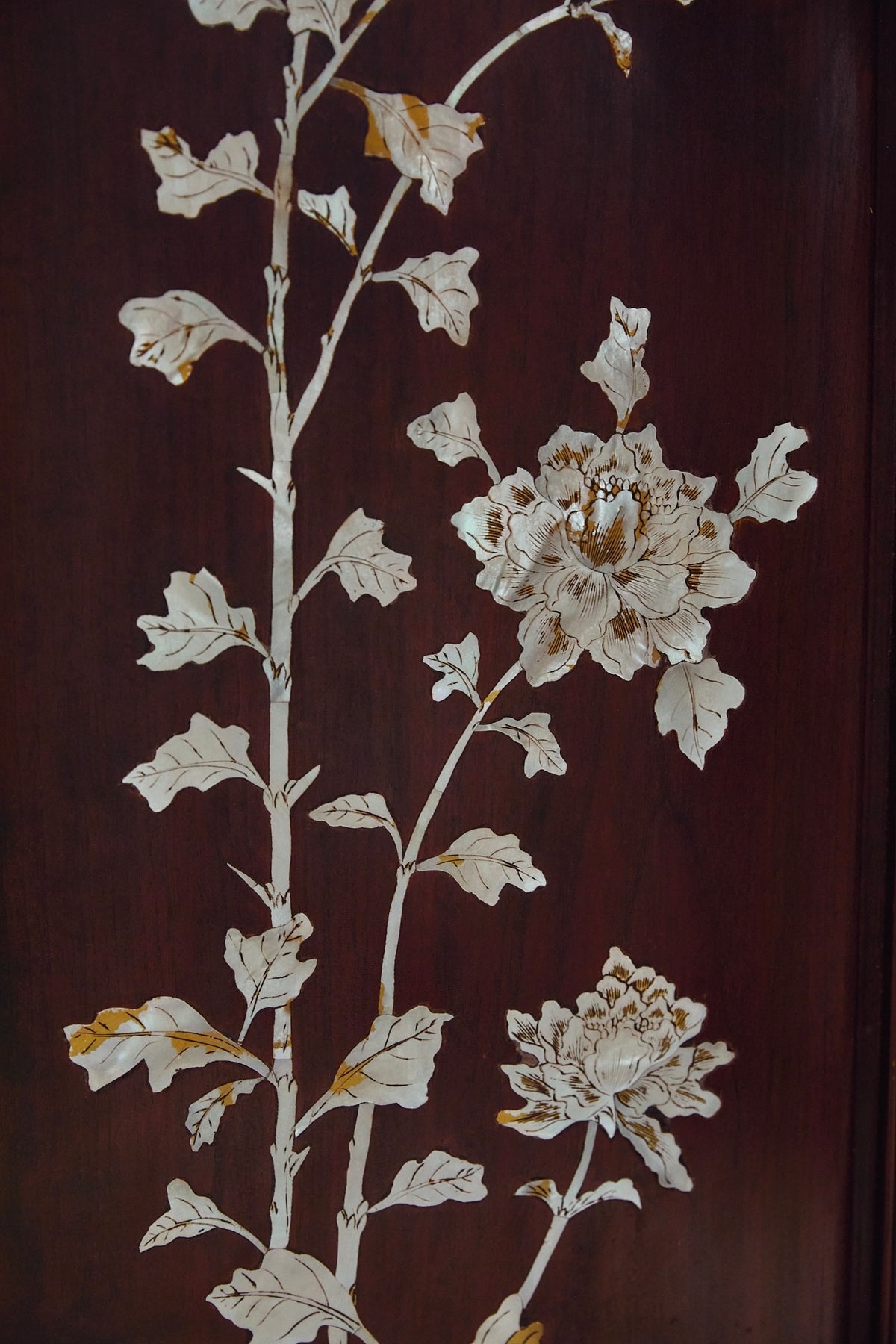 Vintage Chinoiserie Mahogany Room Divider Screen with Mother-of-Pearl Inlay